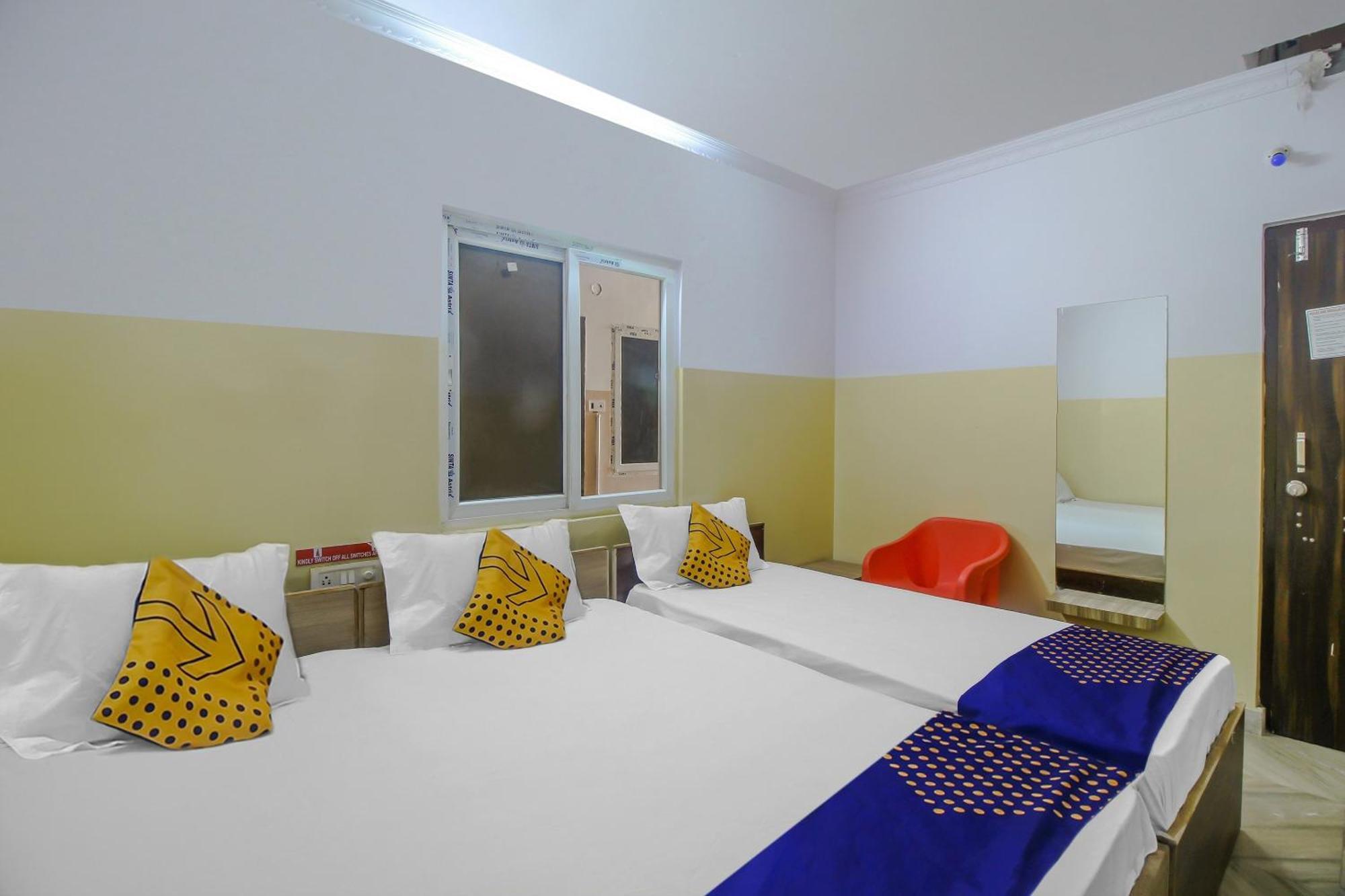 Spot On 81775 Mohit Gokul Lodge New Luxury Room'S Near Secunderabad Railway Station Lalaguda Екстер'єр фото